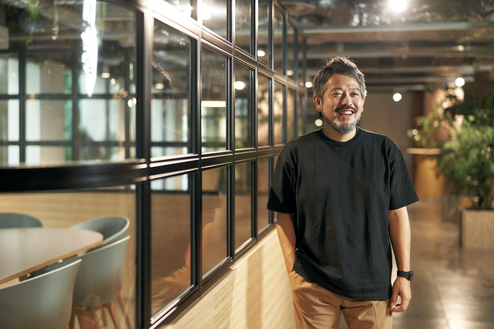 バンドマンからデザイナーへ。異色のキャリアを持つプロダクトデザイナーの今──NewsPicks Product Design Team Leader 鳥居大