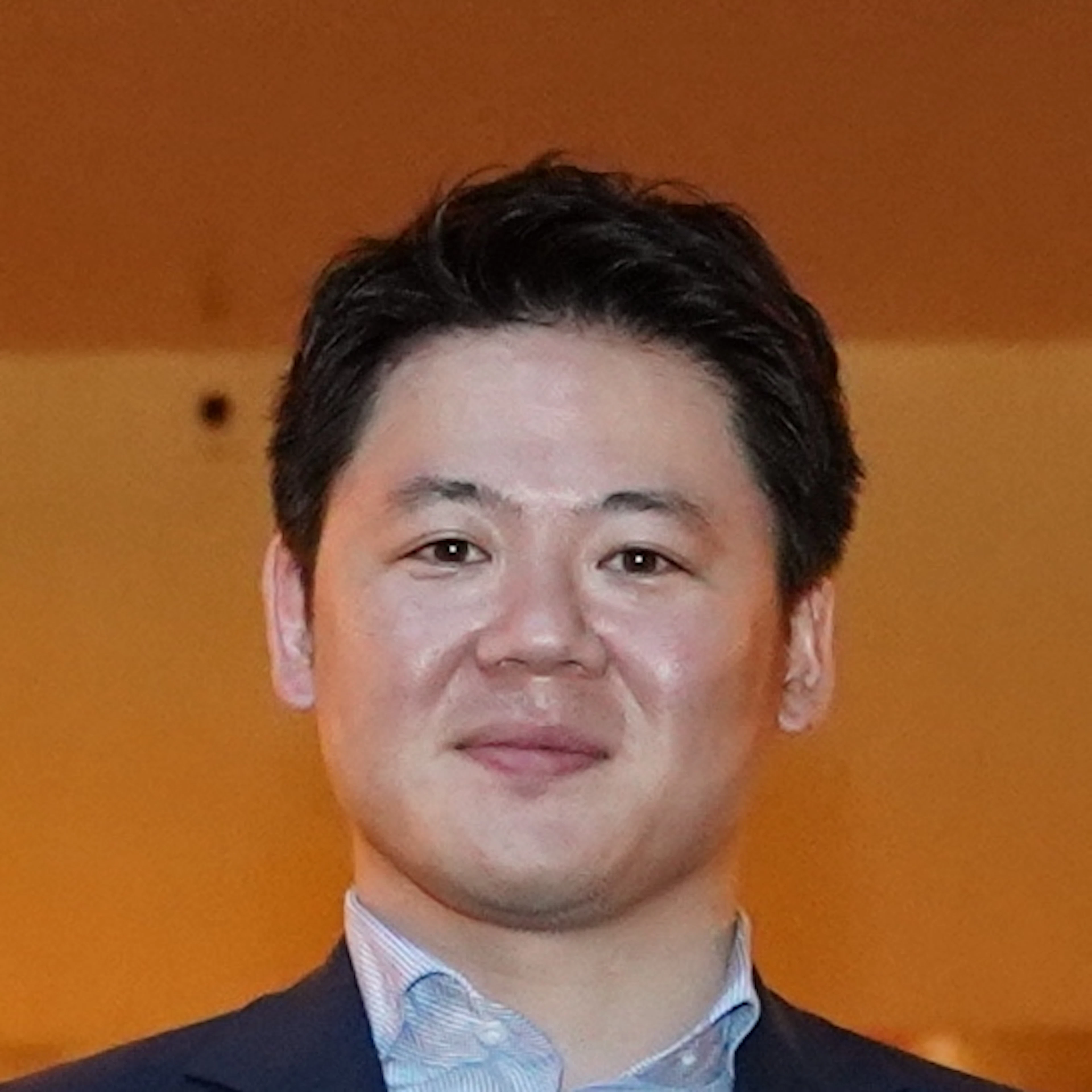 安齋 朱晃