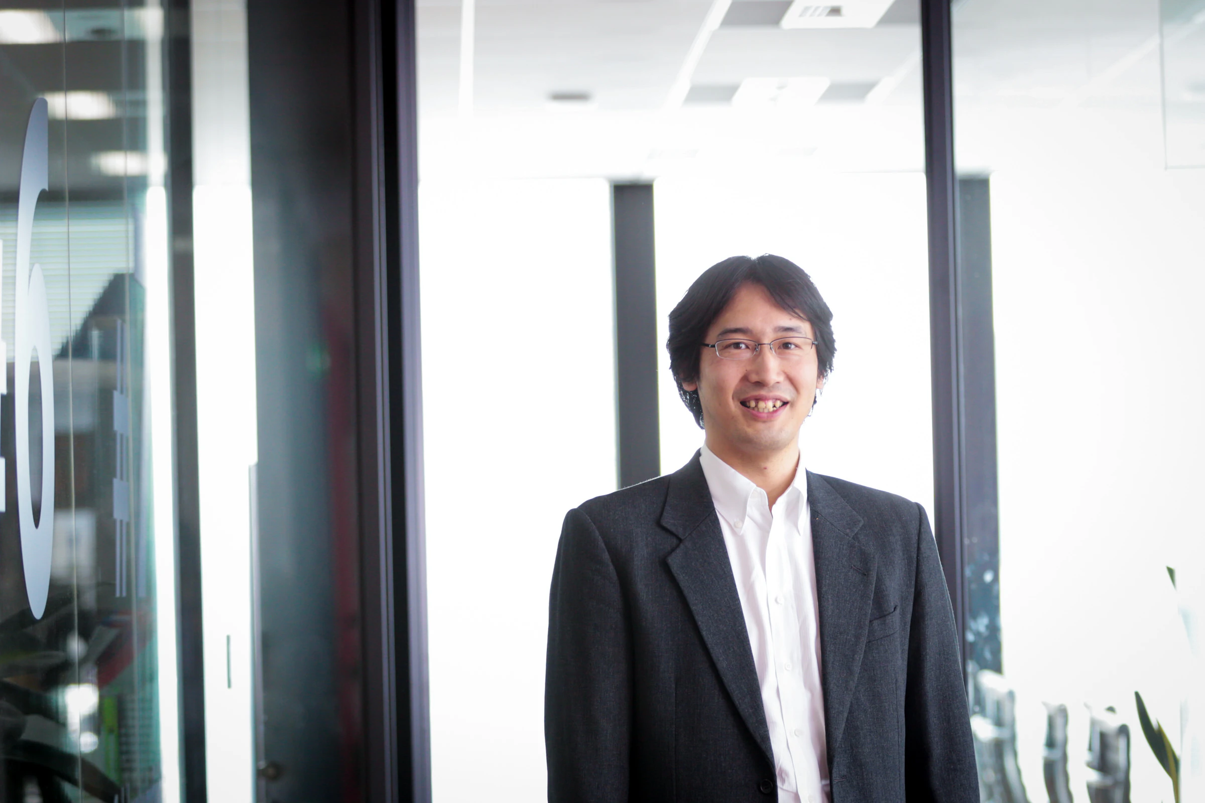 琴坂将広氏