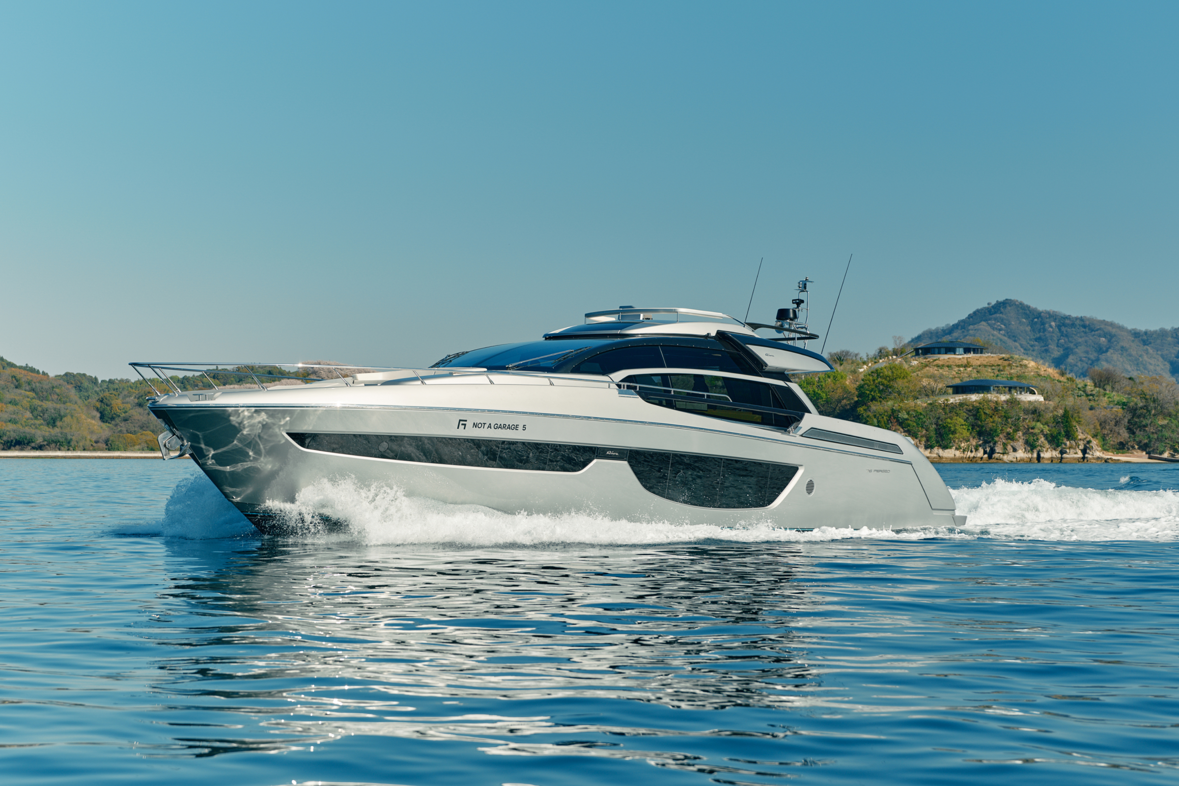 Riva 76 プライベートクルージング