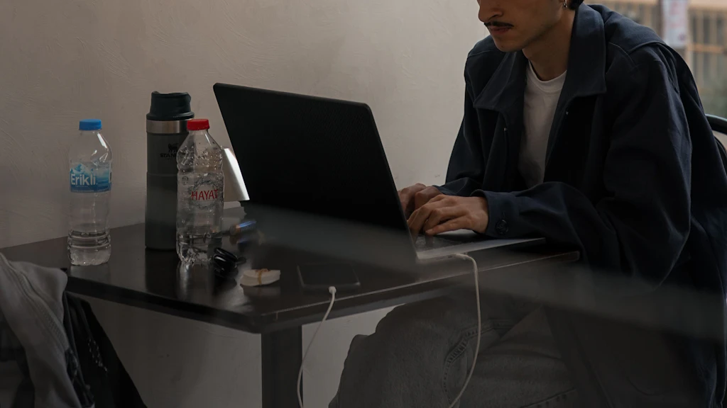 POINT！｜本気でノマドしてみて気づいた、"環境"というハードル