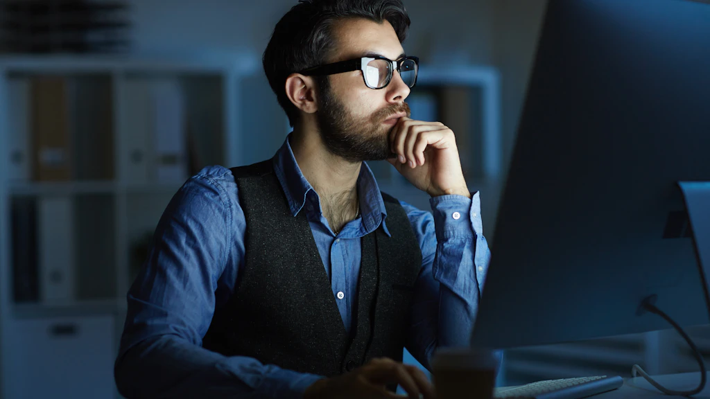 データアナリストに向いてる人はキャリアチェンジできる？ビジネス経験を活かす道