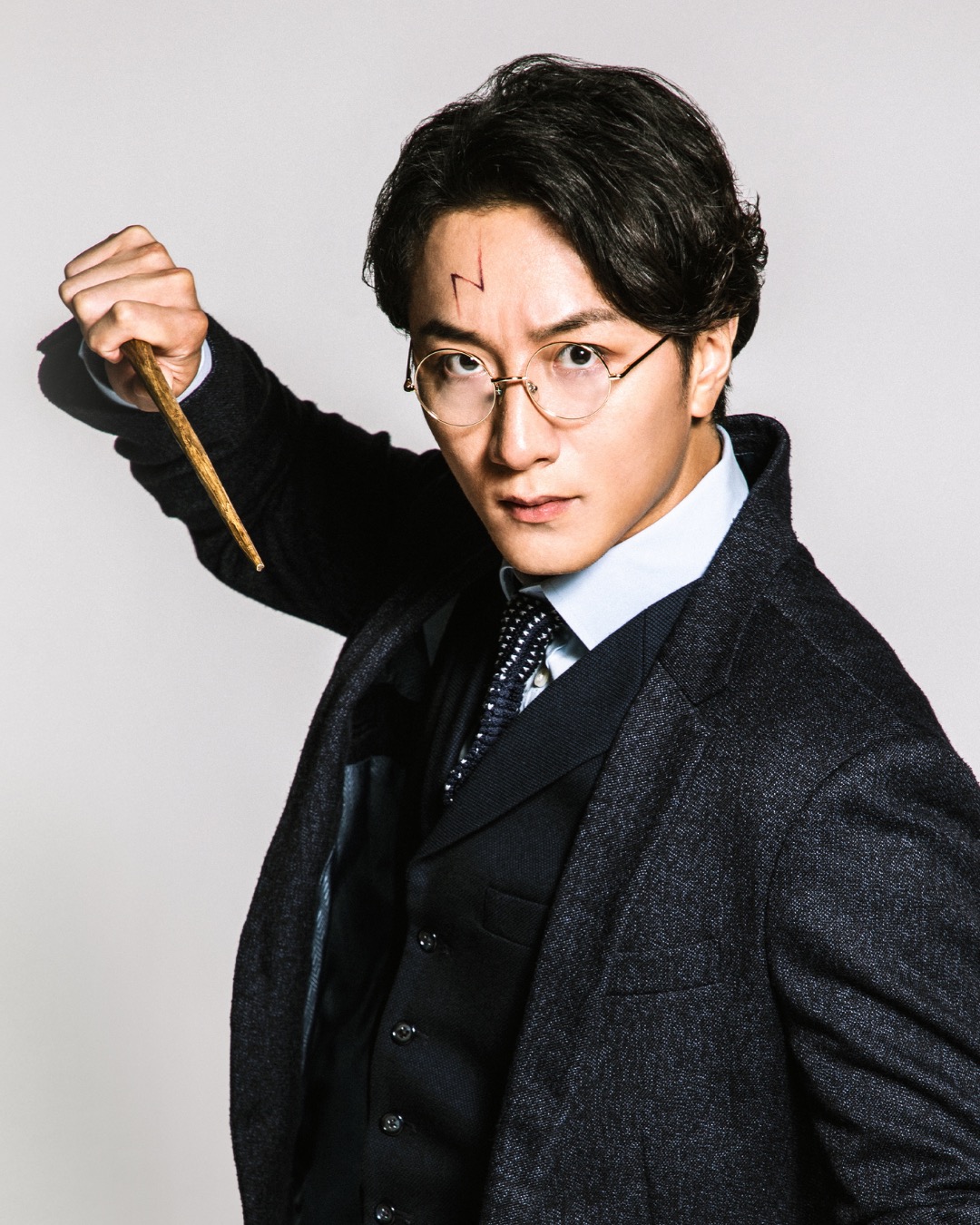 舞台ハリーポッター　4点セット 4年目新キャストの衣裳扮装写真を公開！｜舞台『ハリー