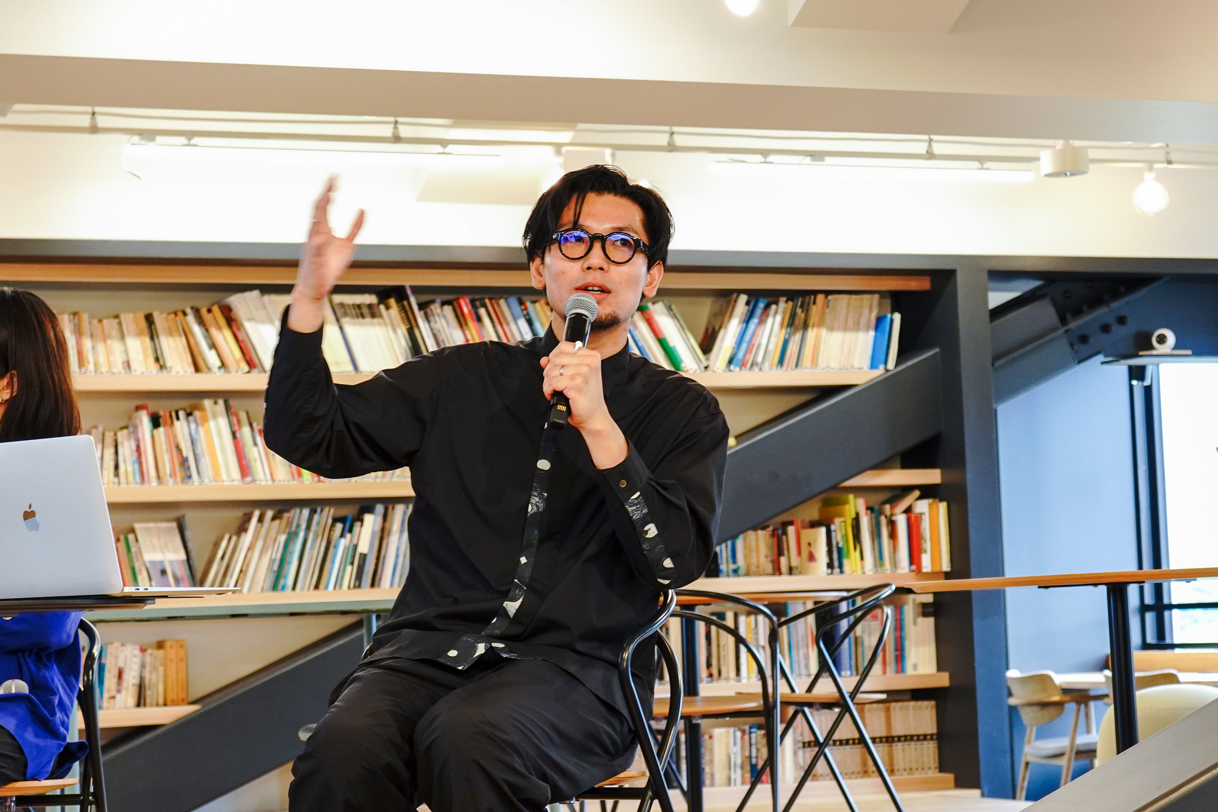 ヘラルボニー 桑山知之氏