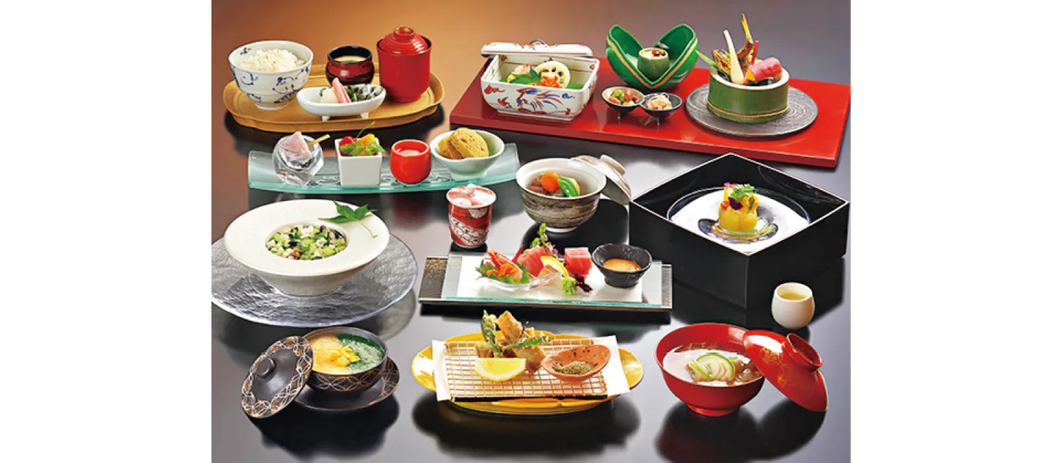 川魚など、山里ならではの味覚を堪能できる夕食の一例の画像