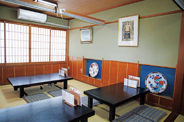 すけ六店舗内観