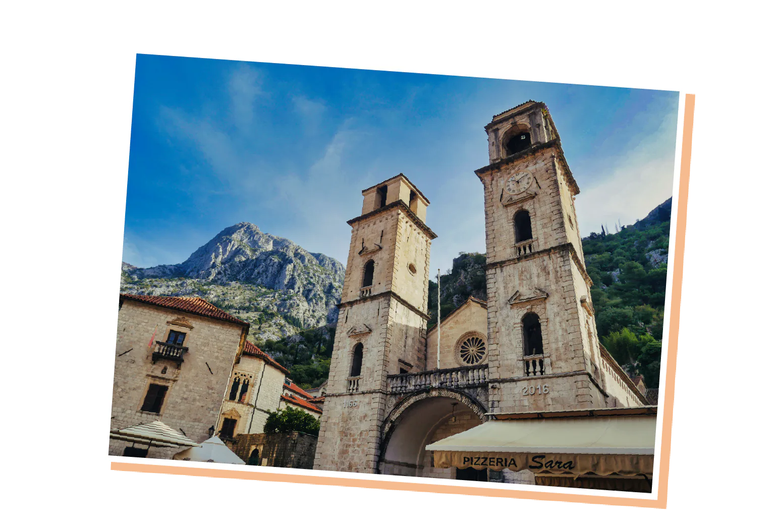 古都コトルの画像