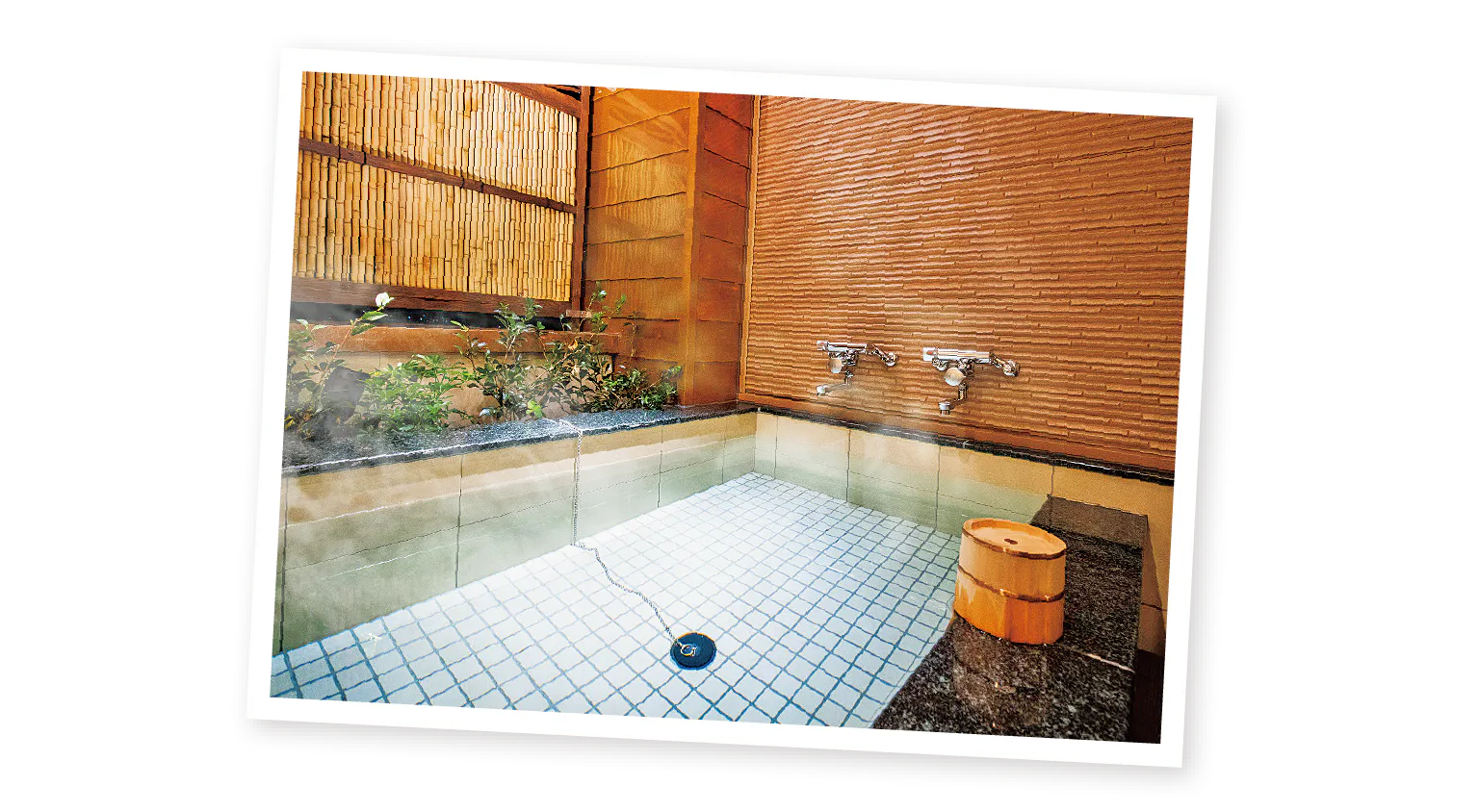 客室の露天風呂の画像