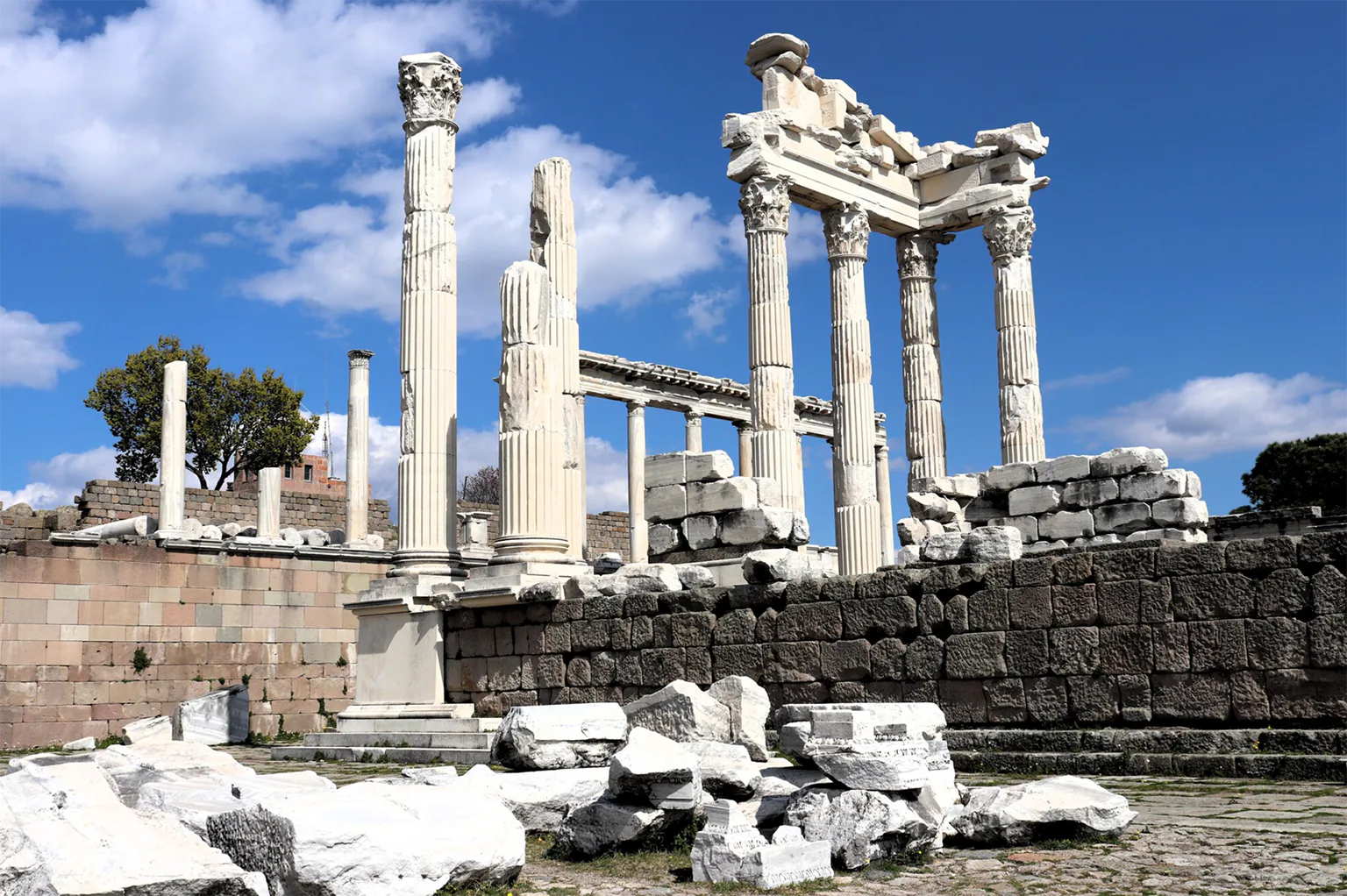 ペルガモンとその重層的な文化的景観の画像