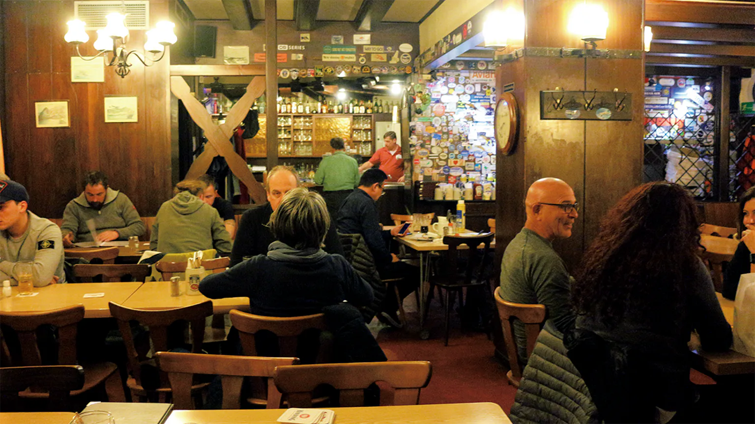 バーゼラー・エックの内観の画像