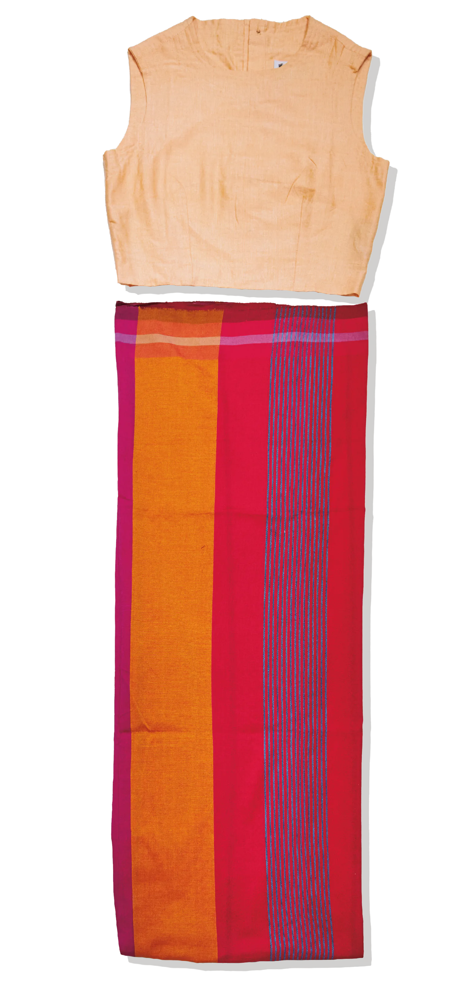 ベアフットのトップスとサロンの画像