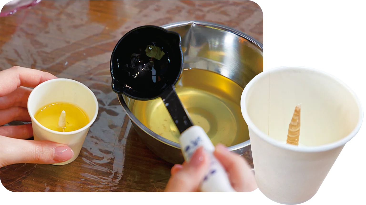 溶かしたろうを少しずつ流し入れる。の画像