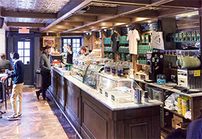 カフェ・オリンピコの内観の画像