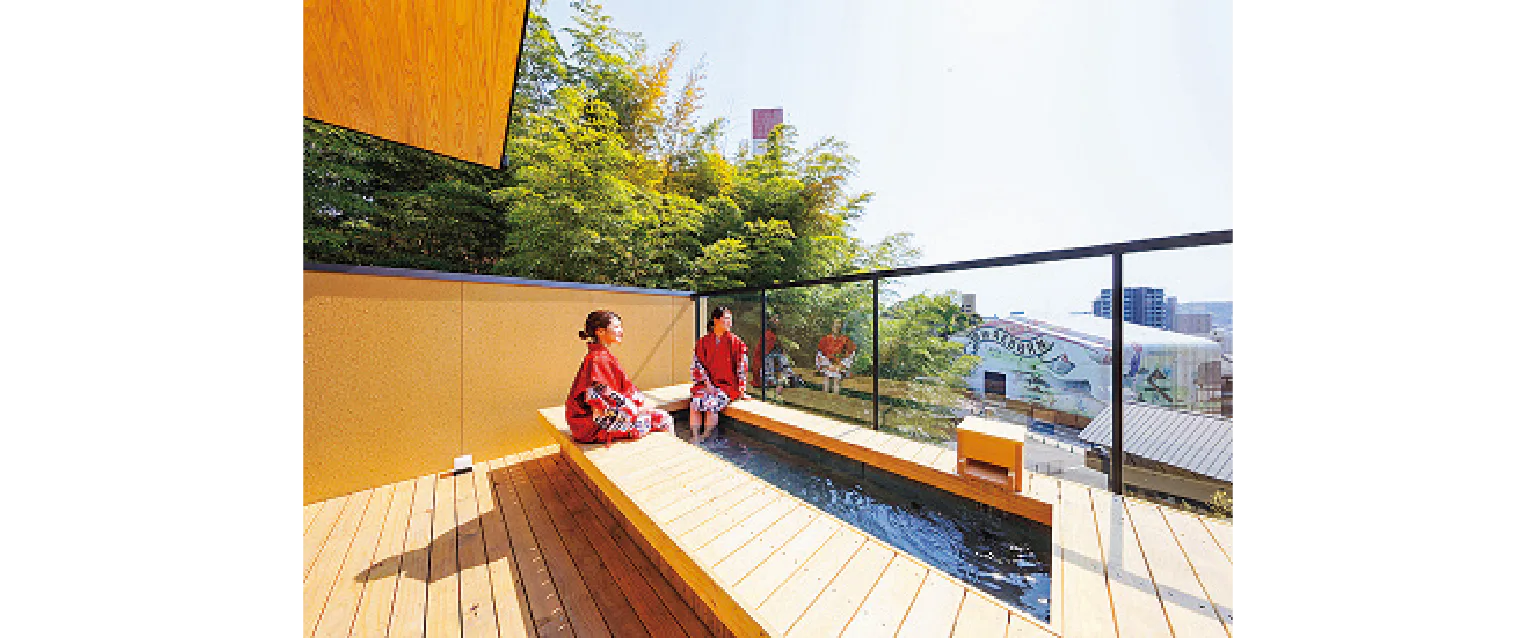 宿泊客のみ利用可能な展望足湯の画像