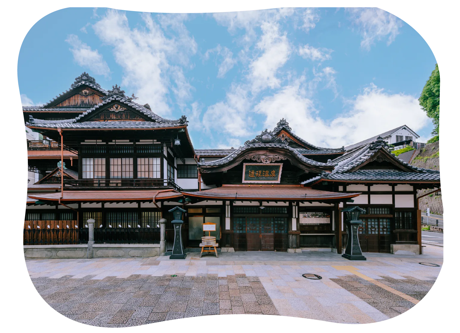 道後温泉本館で入浴の画像