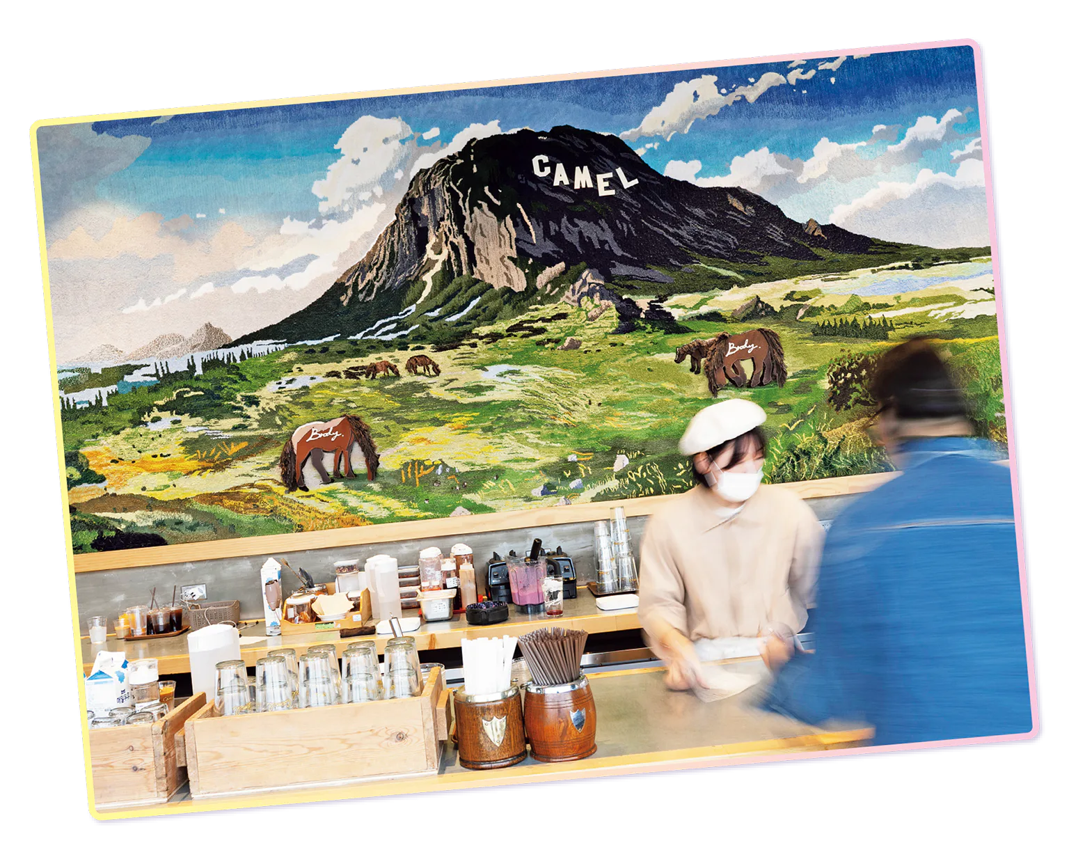 カメル・コーヒーの内観の画像