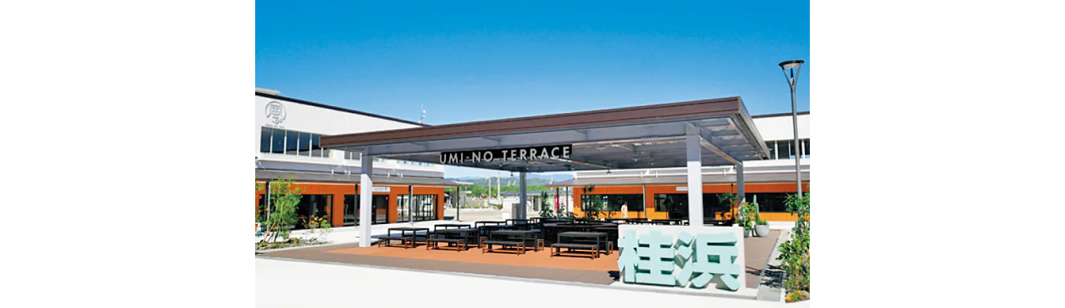 テラス席の画僧