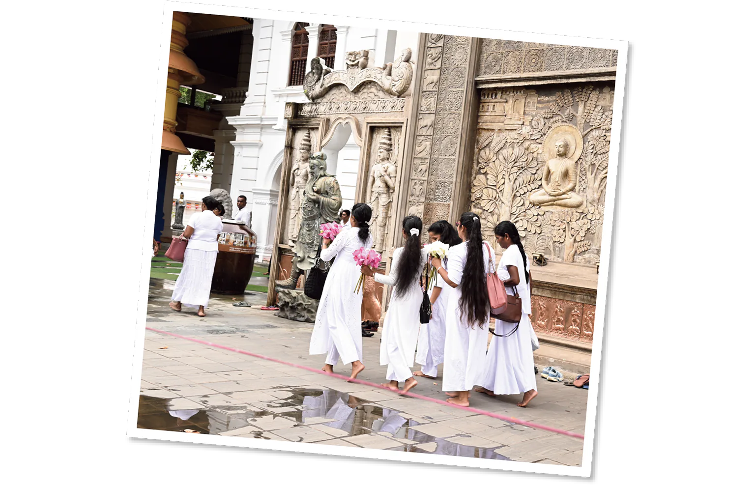 寺院参拝の画像