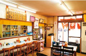 中華そば かわいの店内画像