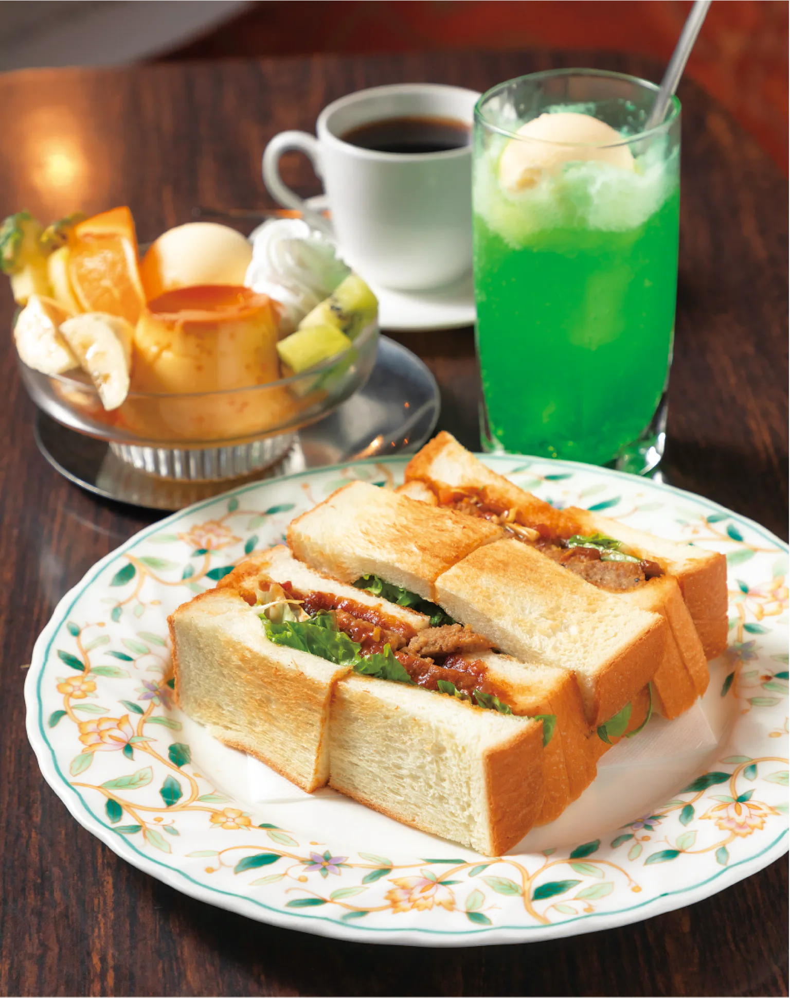 ハンバーグサンド／クリームソーダの紹介画像