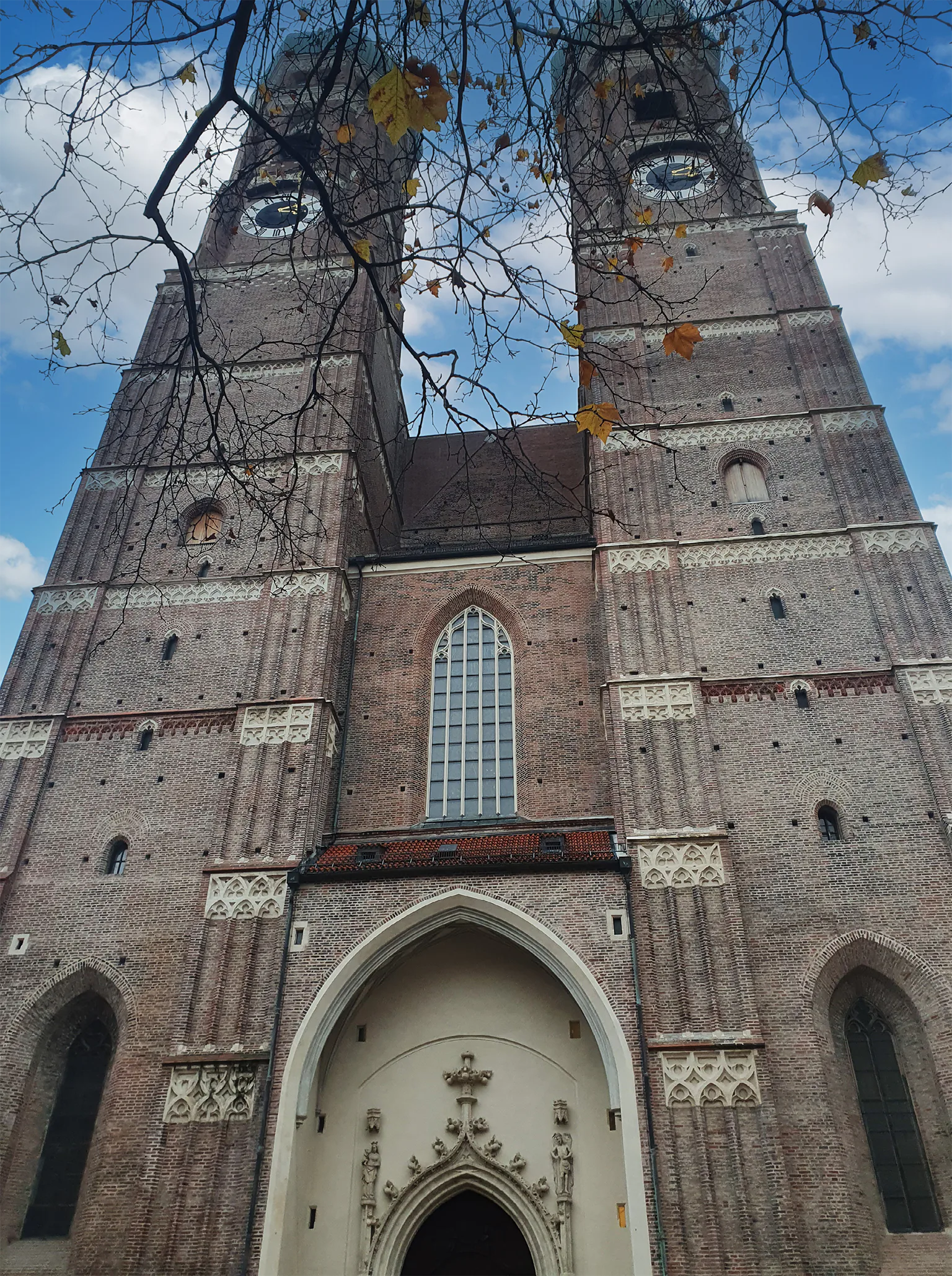 フラウエン教会の外観の画像