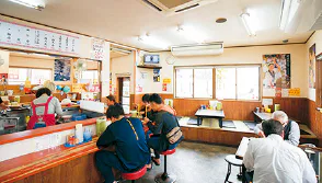 支那そば 王王軒 本店の店内画像