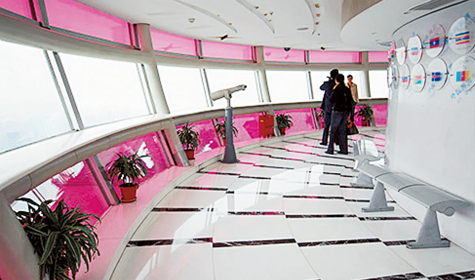 太空艙の館内画像