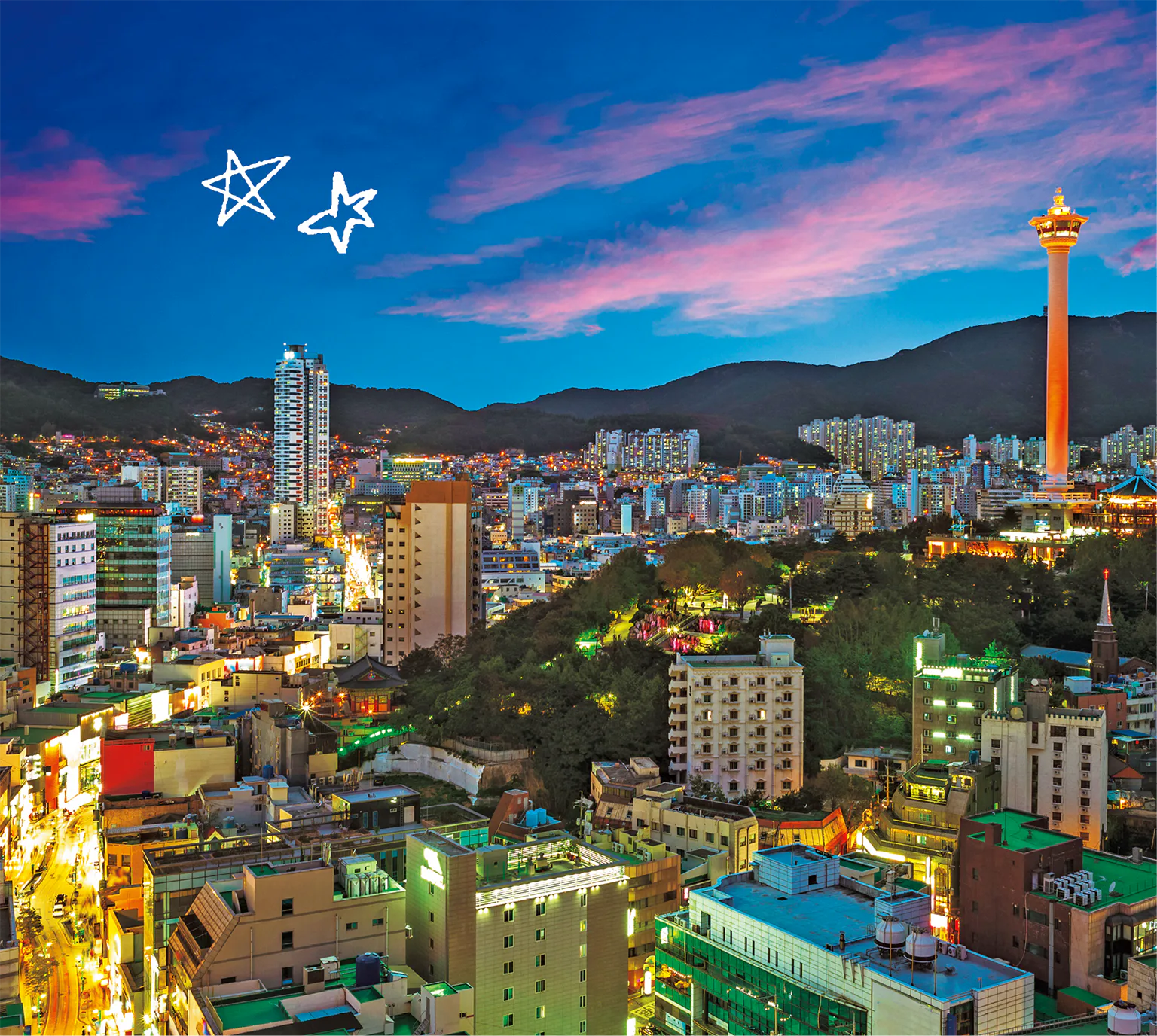 市街の夜景の画像