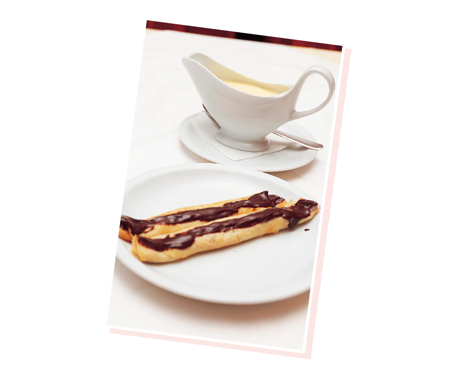 パラチンケとよばれるクレープの画像