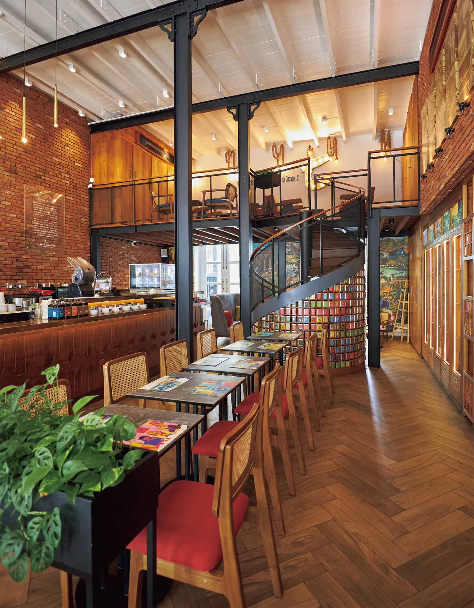 ティー・ラウンジ・バイ・ディルマの内観の画像