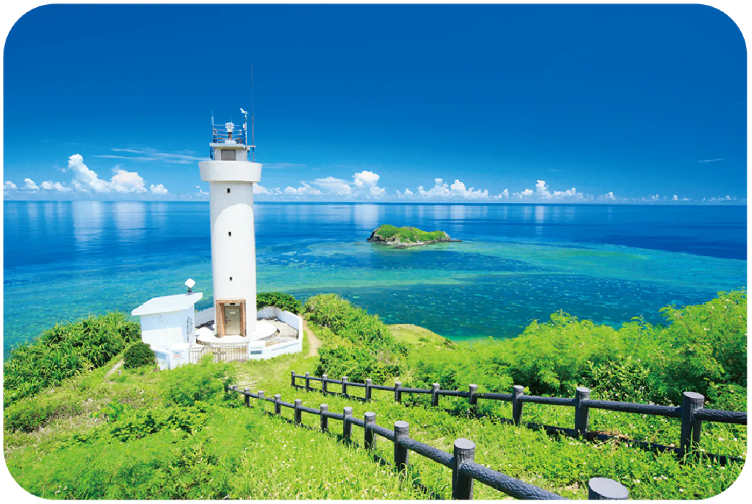 サンゴ礁のグラデーションが素晴らしい景色