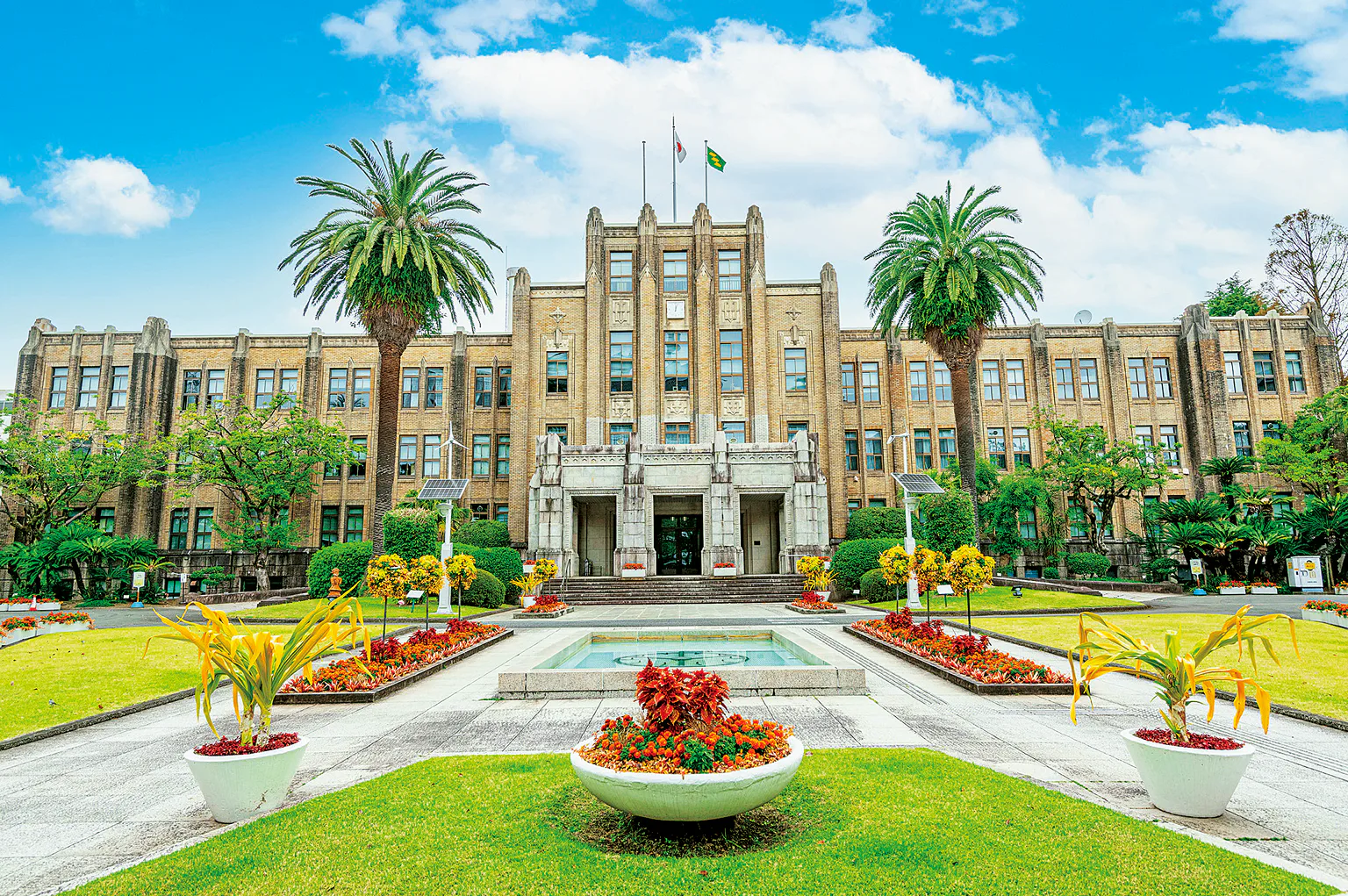 宮崎県庁の画像