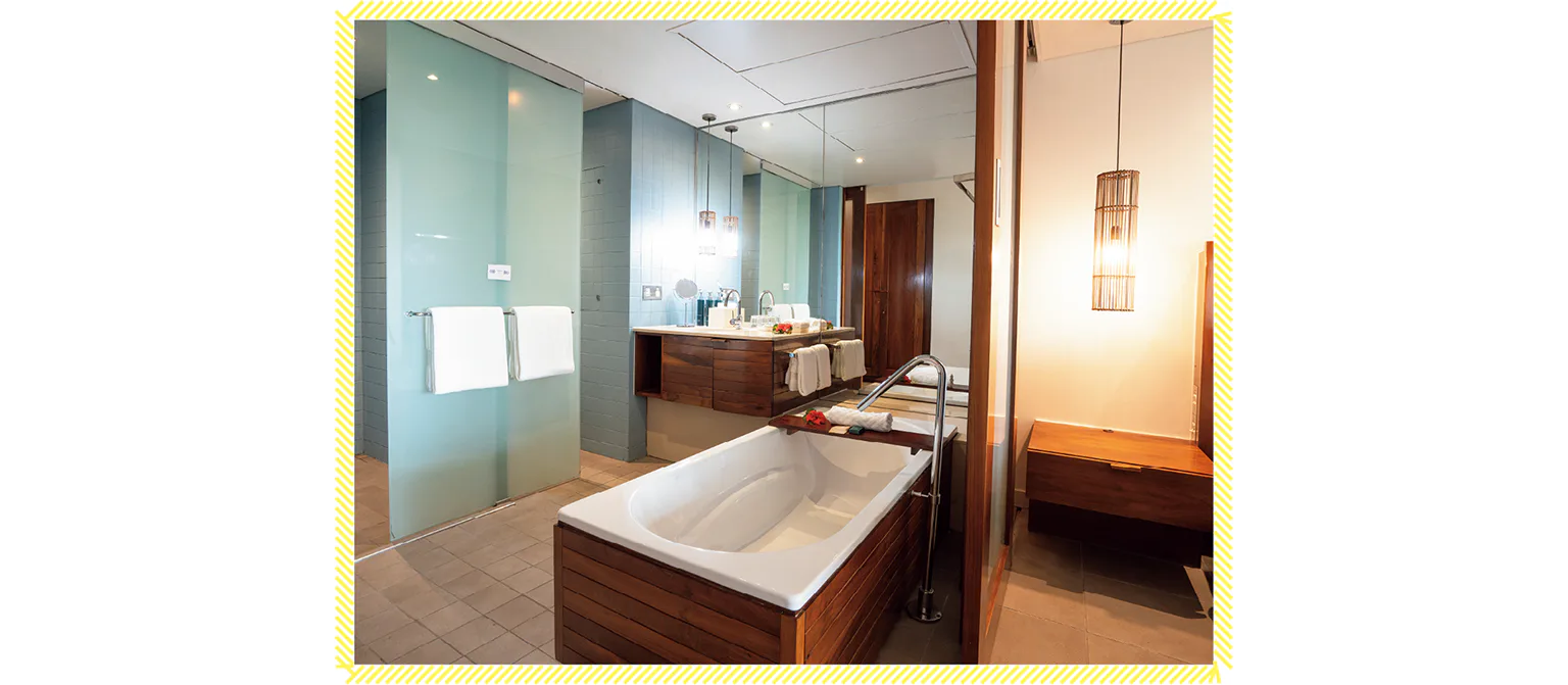 バスタブのほかにシャワーブースがあるの画像