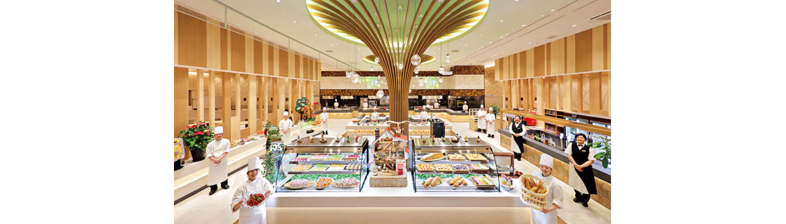 森と光をテーマとした、新設されたビュッフェレストランの画像