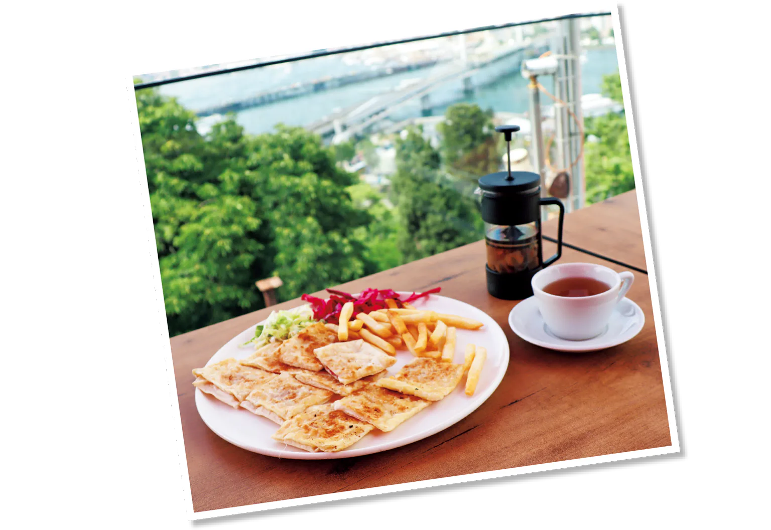 ギョズレメ（トルコのクレープ）の画像