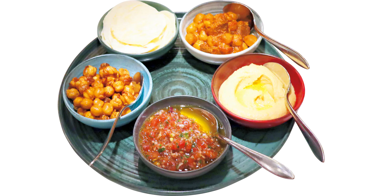 ひよこ豆3種とサラダの前菜の画像