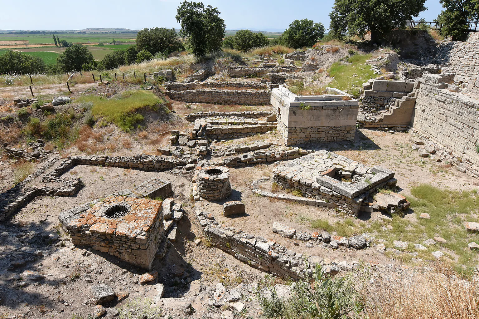トロイ遺跡の画像