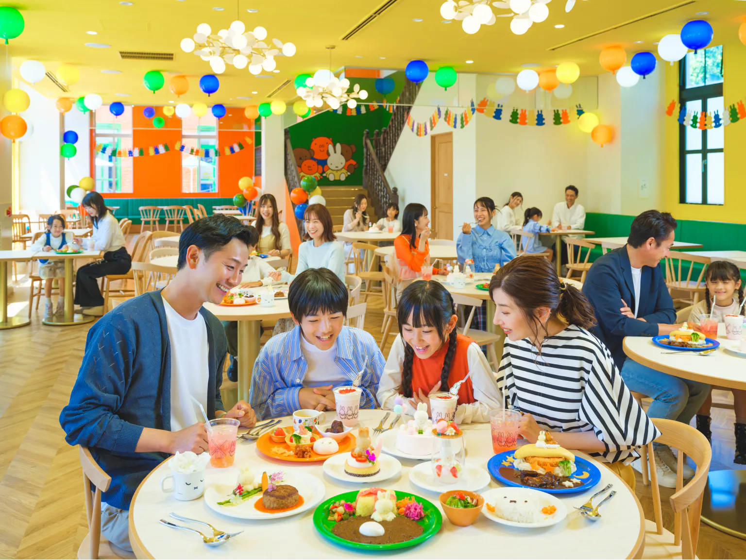 絵本の世界に入り込んだようなお店