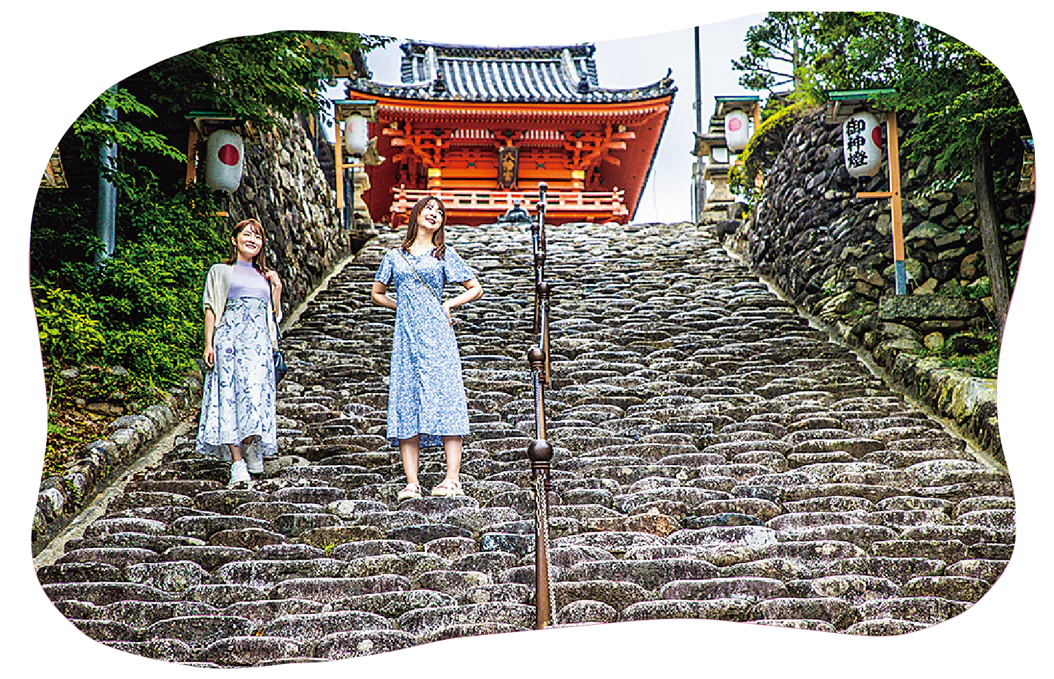 伊佐爾波神社へお参りの画像