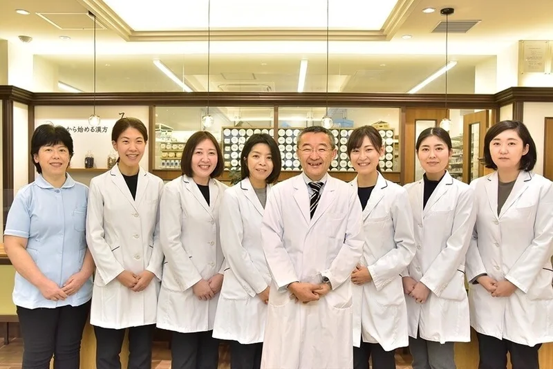 <h2 style="text-align: start" id="h2ecddbf3ab"><strong>カウンセリングと漢方で心から健康に</strong></h2>
