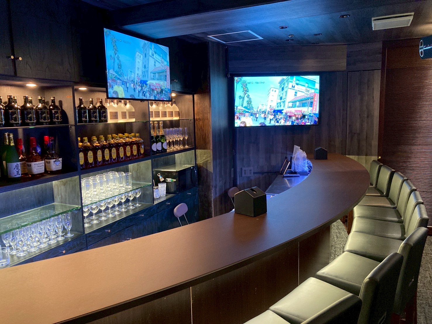 Sounds Blue 店内の様子
