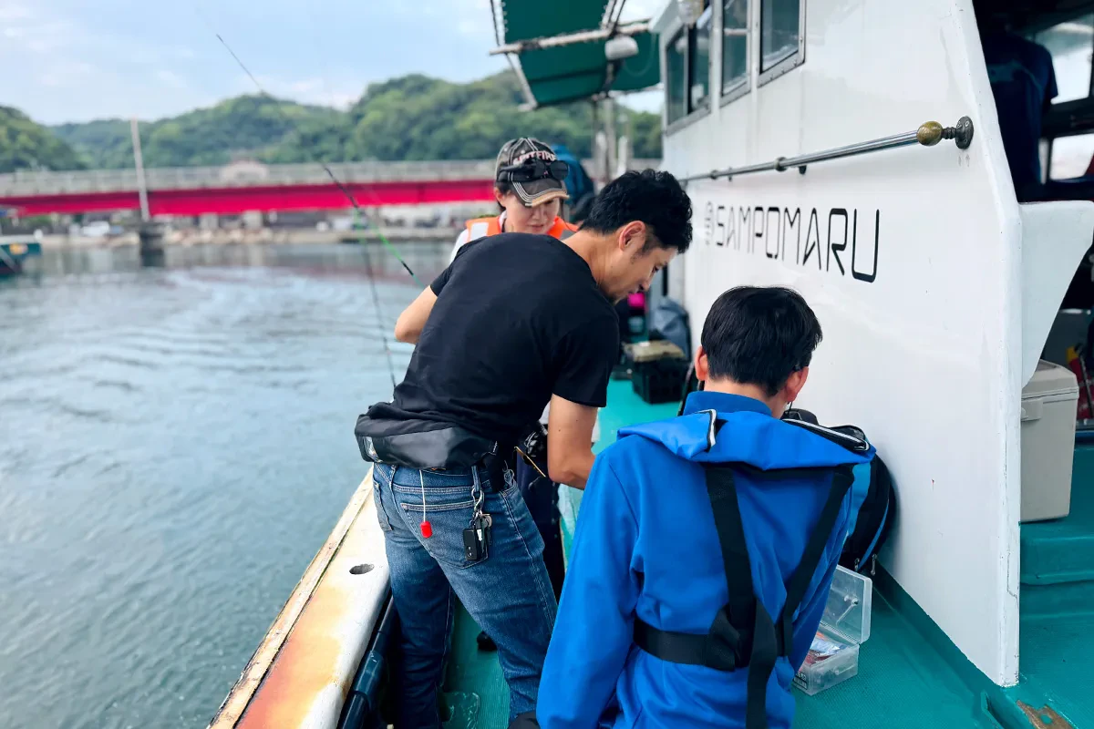 定刻となりいざ出船