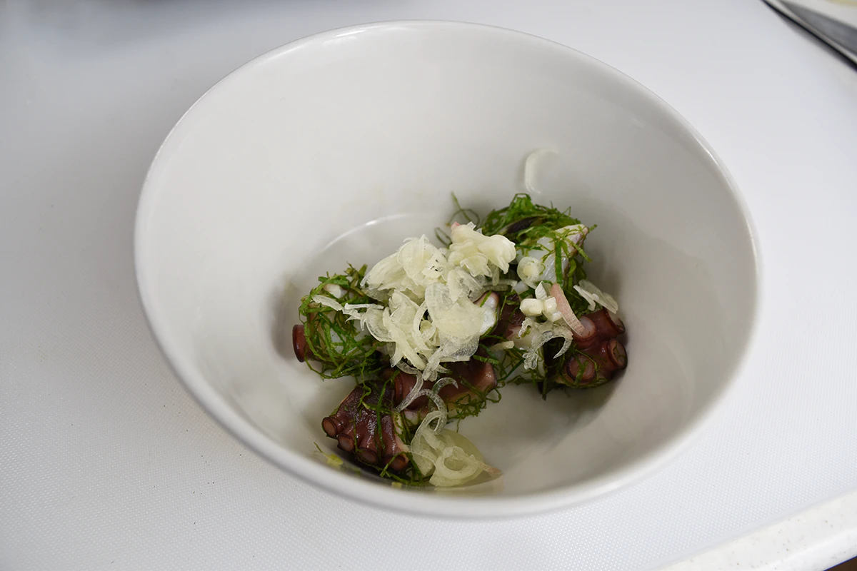 みょうが、大葉と和える