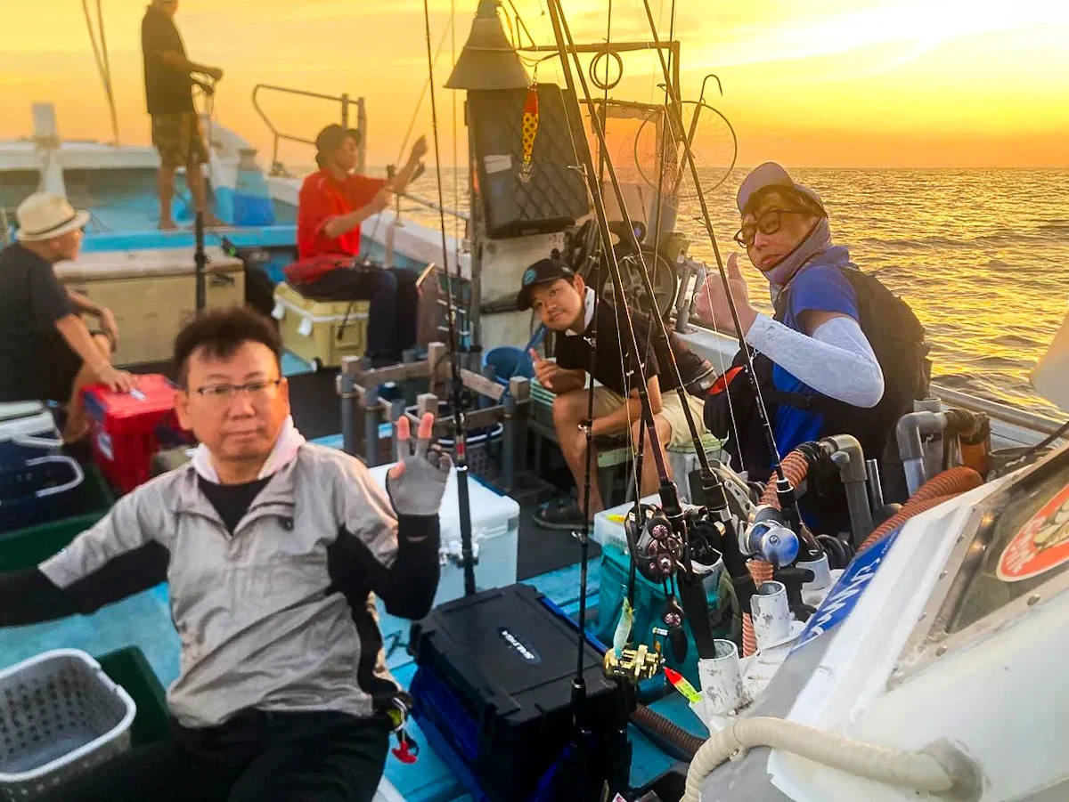 宗像市鐘崎漁港の遊漁船『天王』