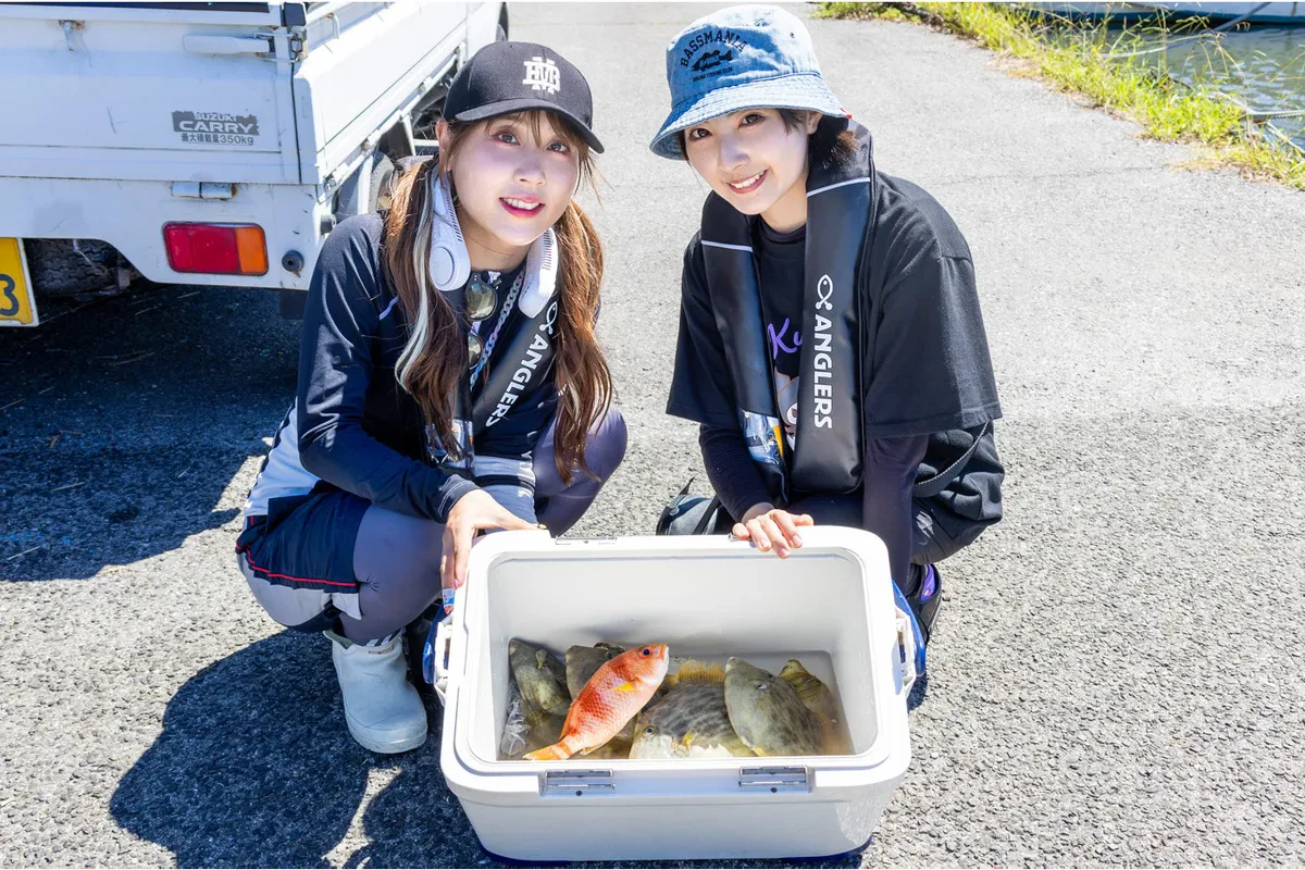 カワハギが入ったクーラーボックス