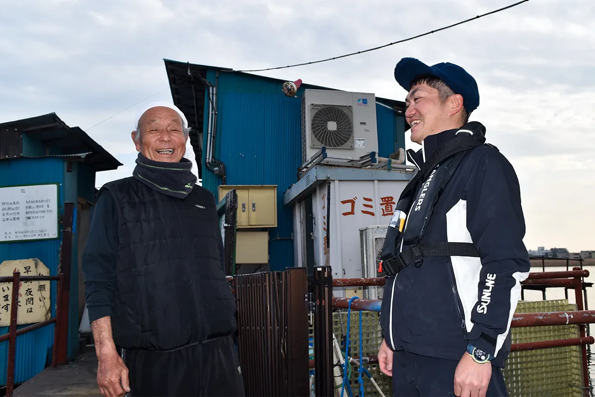 神谷淳一船長と筆者