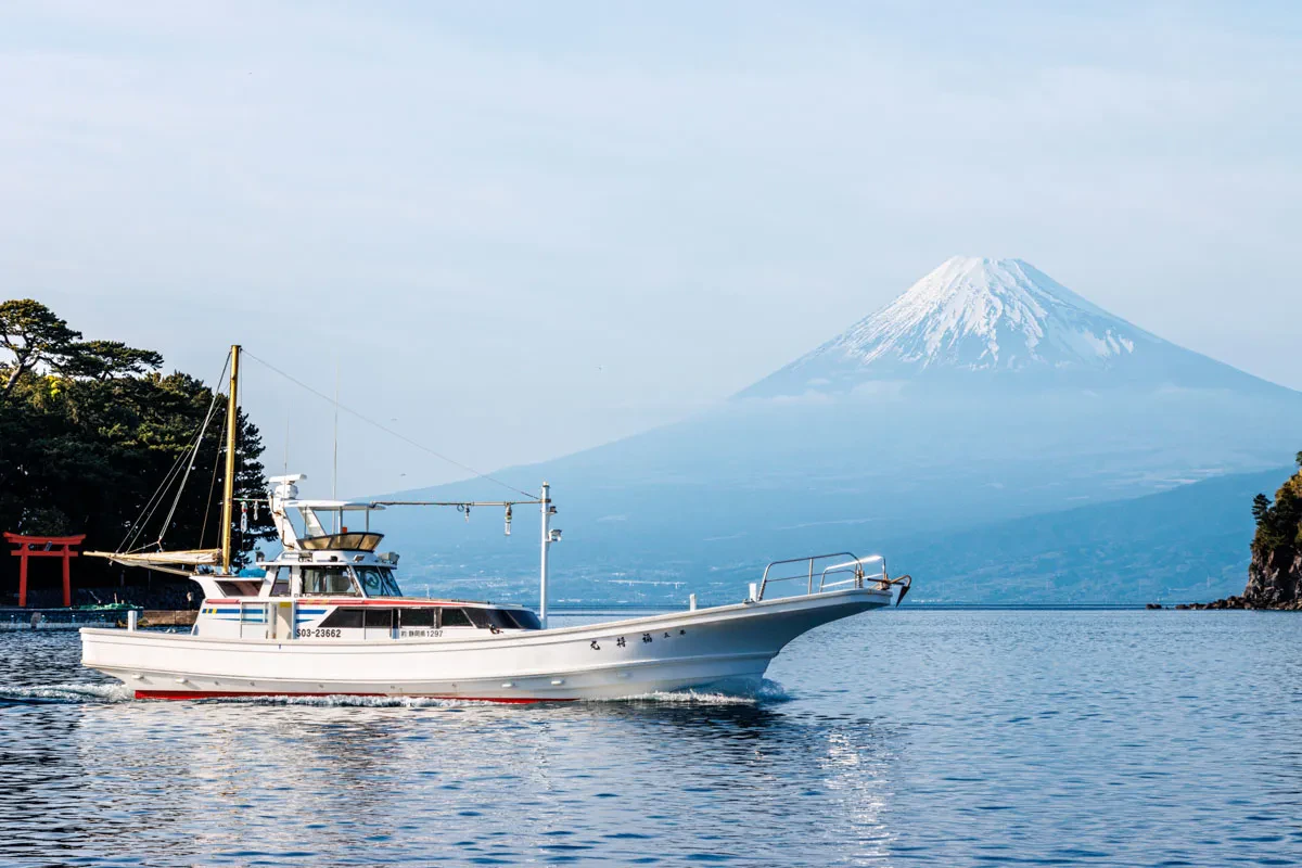 富士山と福将丸