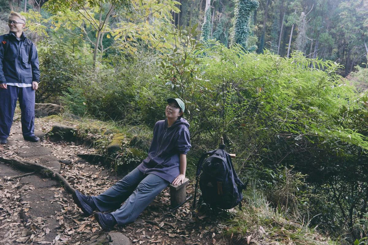 早くも疲れました(登山道の随所にベンチがあって感謝!)