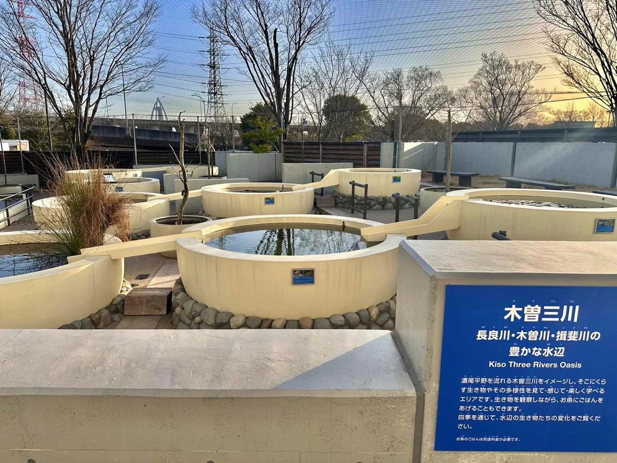 木曽三川にまつわる展示も