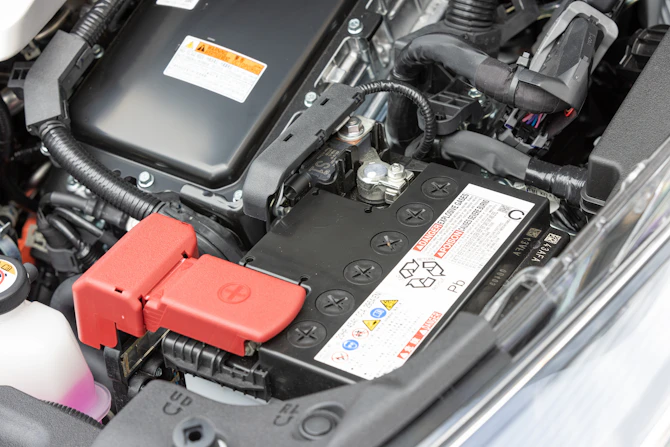 知らないと大損！？初心者のための「ハイブリッド車のバッテリー交換」完全攻略ガイド